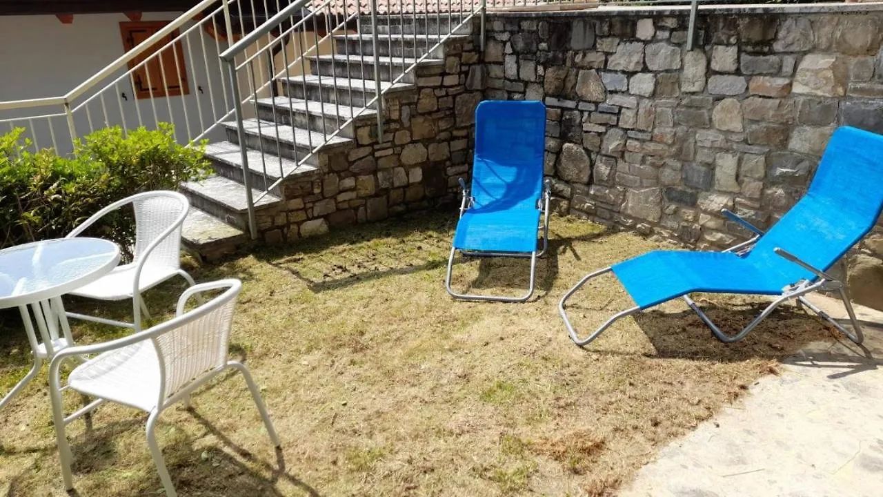 Apartment Casa Vacanza Glicine Parzanica Italy